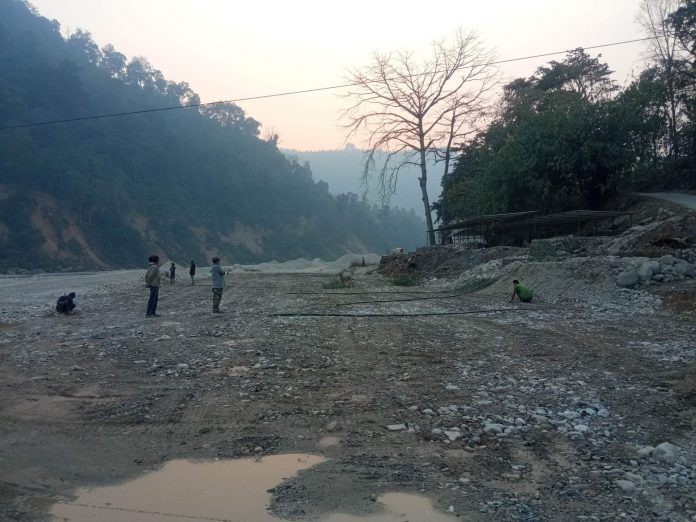 स्थानीय उत्पादनको बजारीकरण गर्न राक्सिराङमा हाट बजार सञ्चालन हुँदै